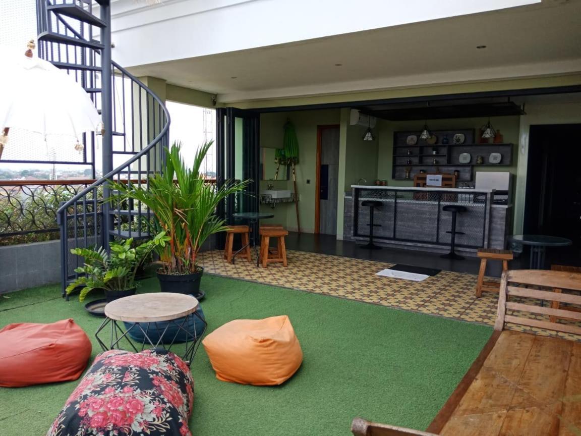 Arrayan Hotel Malioboro Yogyakarta Exterior photo
